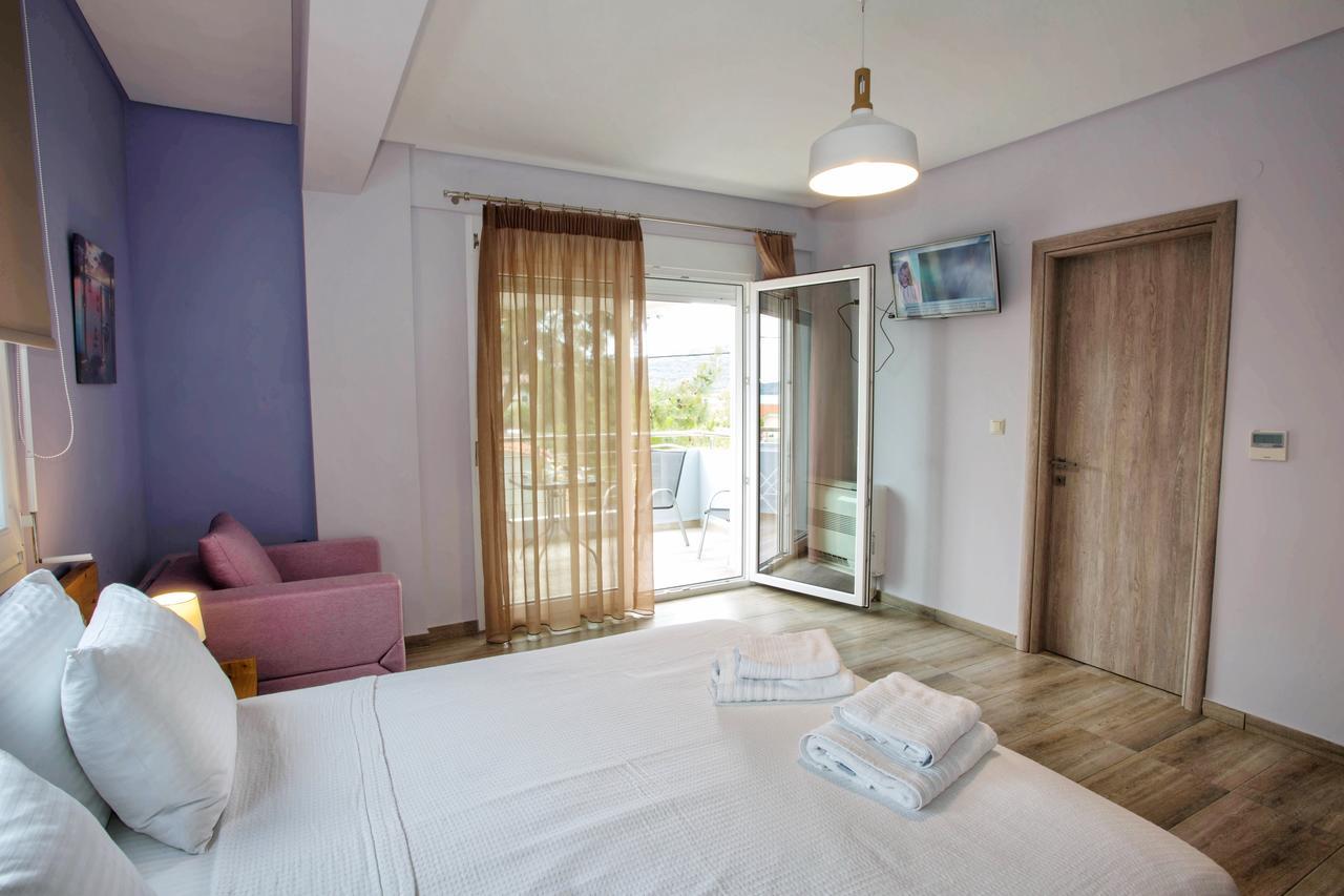 Isalos Suites Néa Péramos Εξωτερικό φωτογραφία