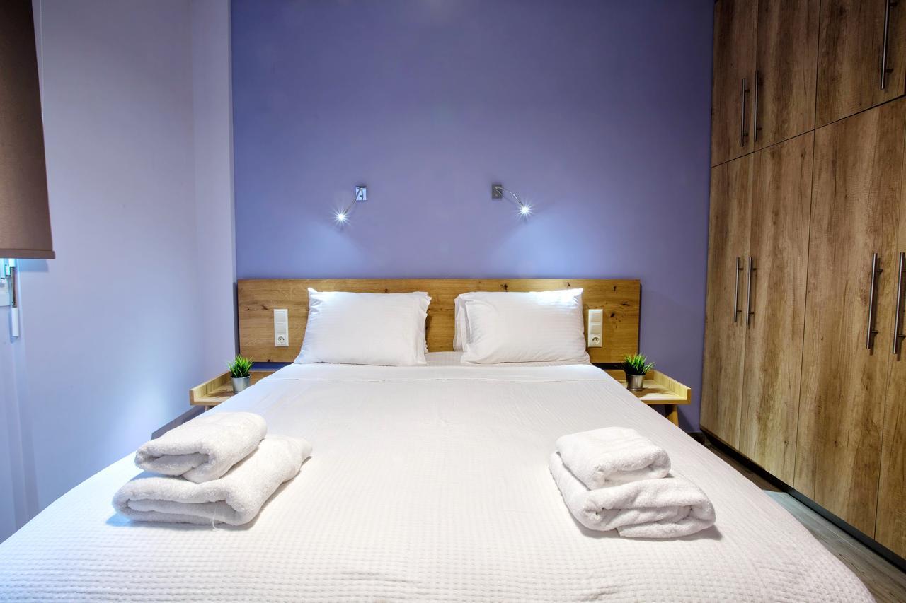 Isalos Suites Néa Péramos Εξωτερικό φωτογραφία